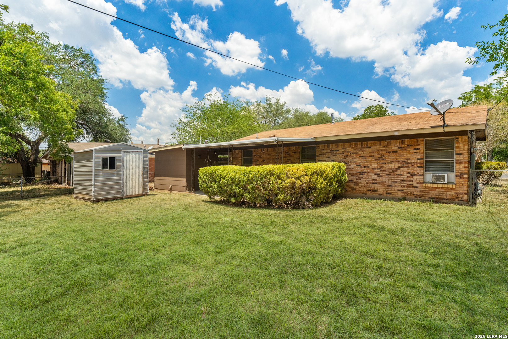 218 E Villaret San Antonio TX 78221