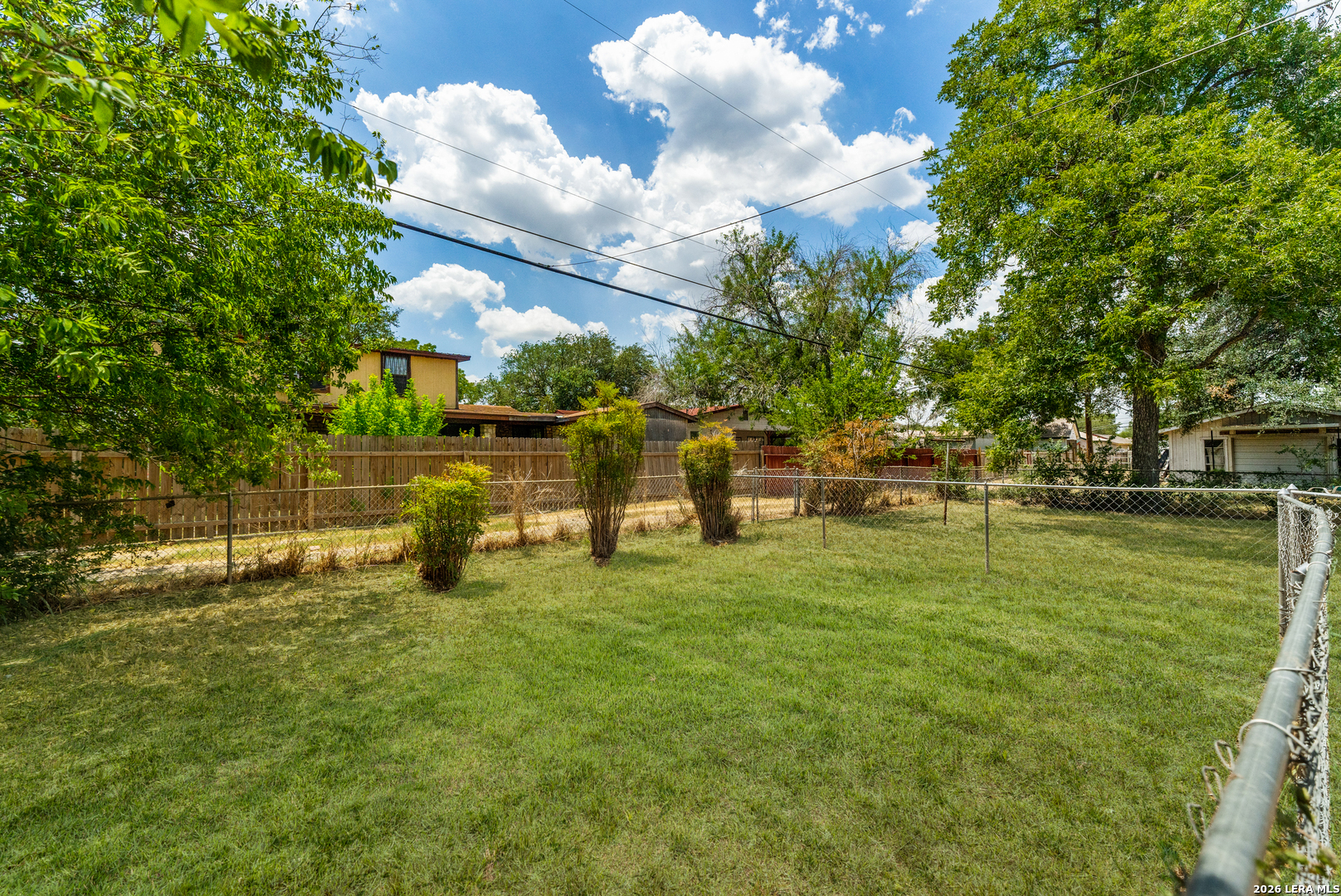 218 E Villaret San Antonio TX 78221