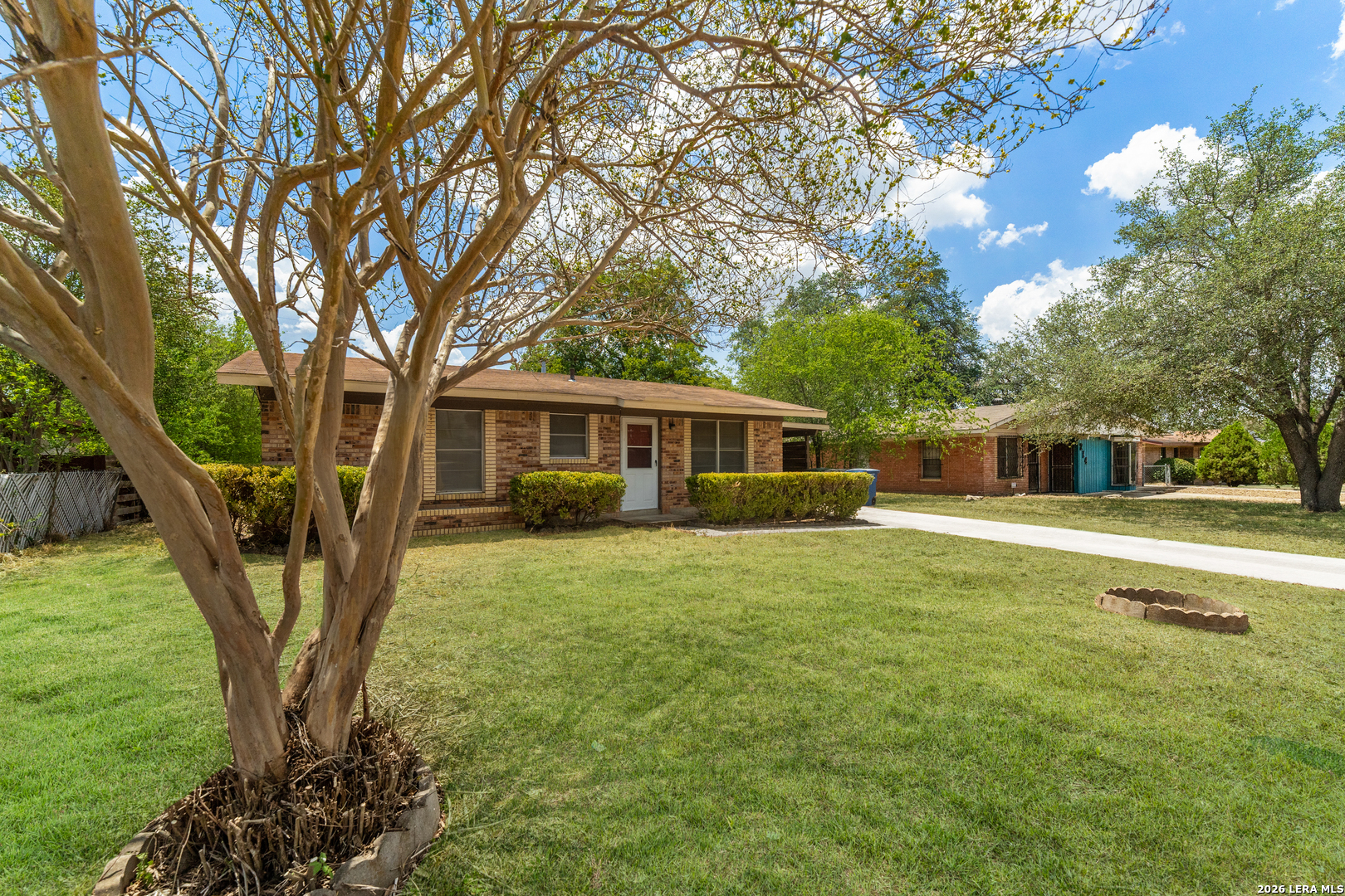 218 E Villaret San Antonio TX 78221