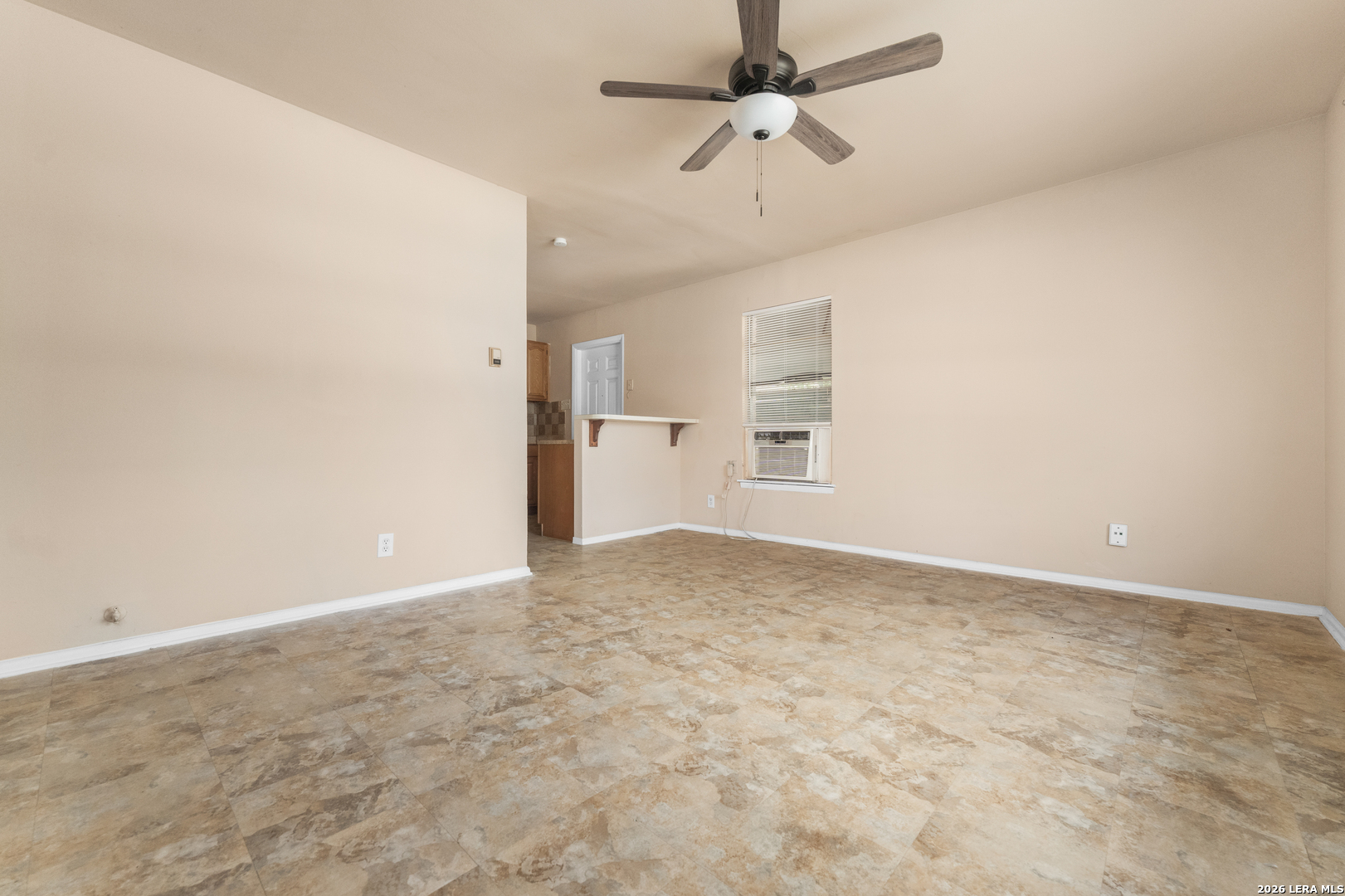 218 E Villaret San Antonio TX 78221