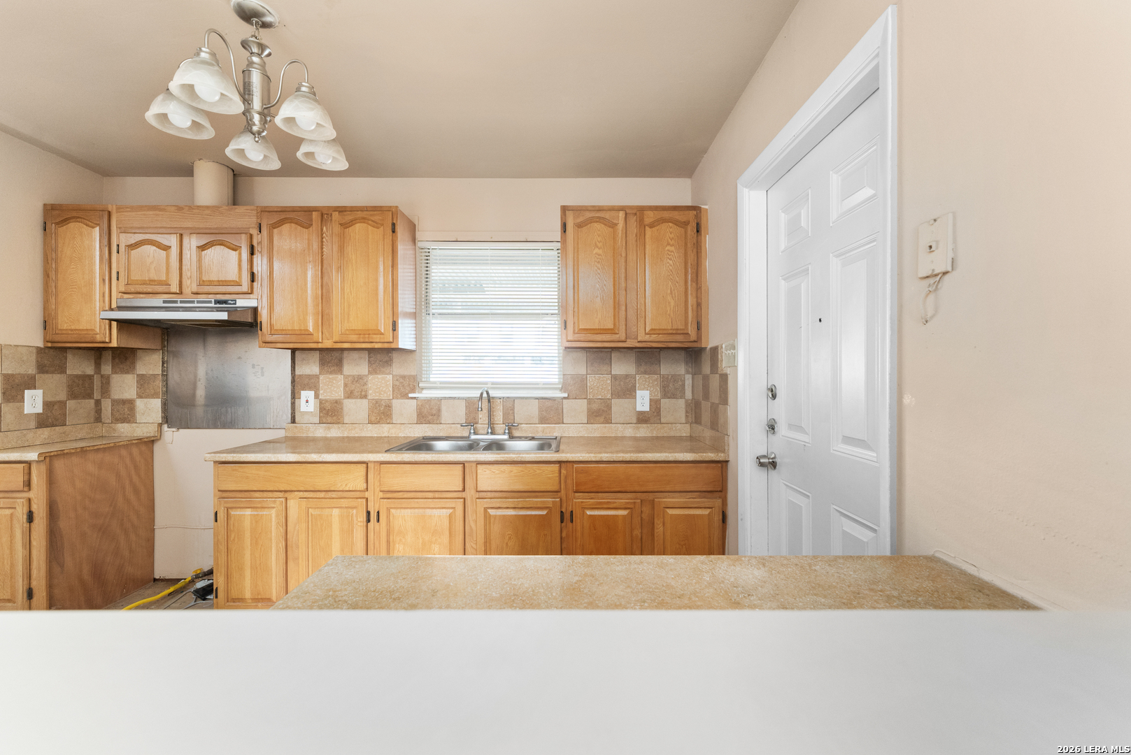 218 E Villaret San Antonio TX 78221