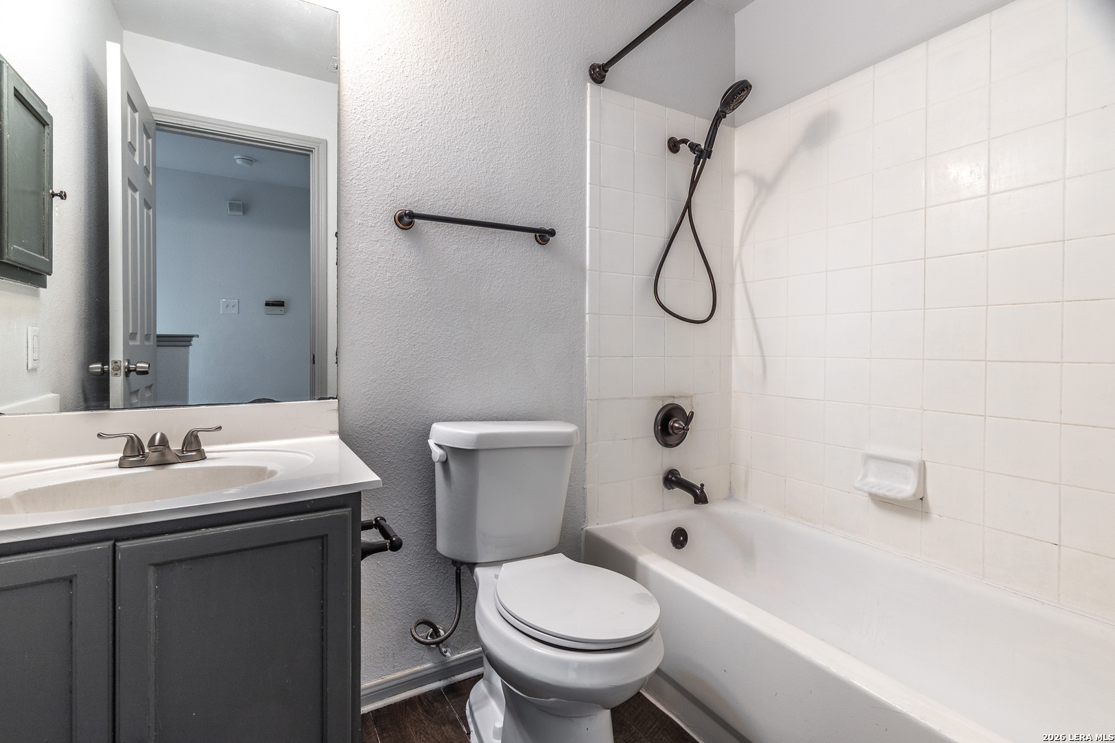 1907 Red Elm San Antonio TX 78227
