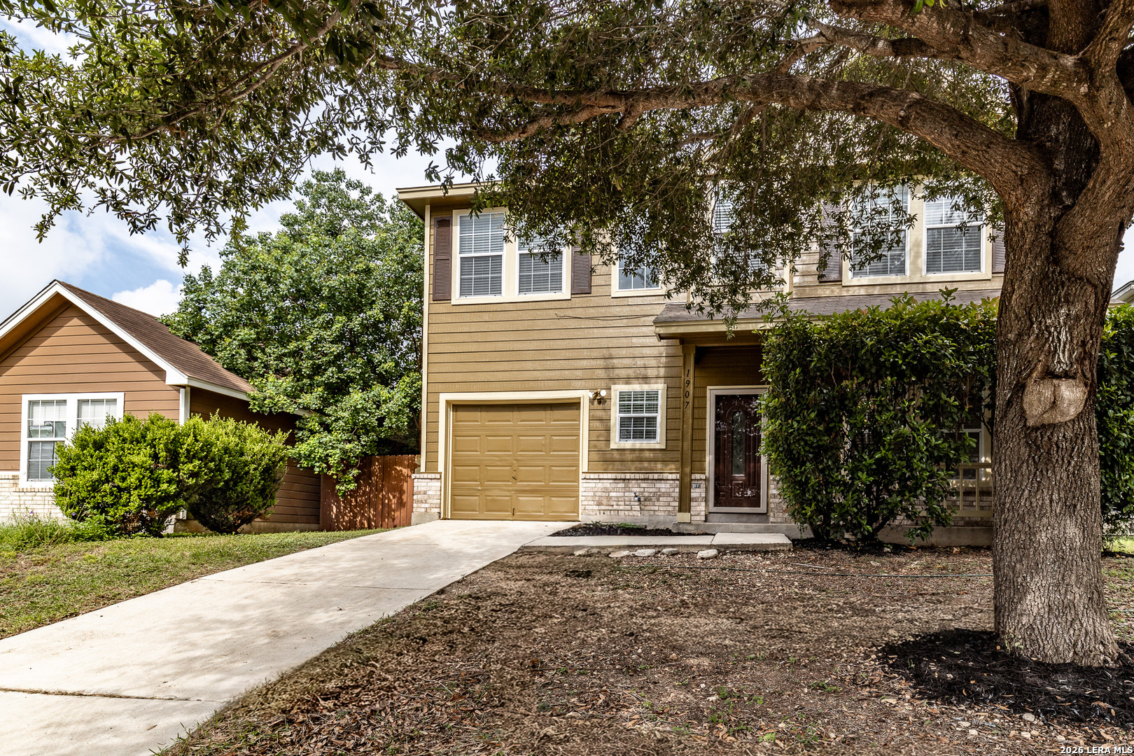 1907 Red Elm San Antonio TX 78227