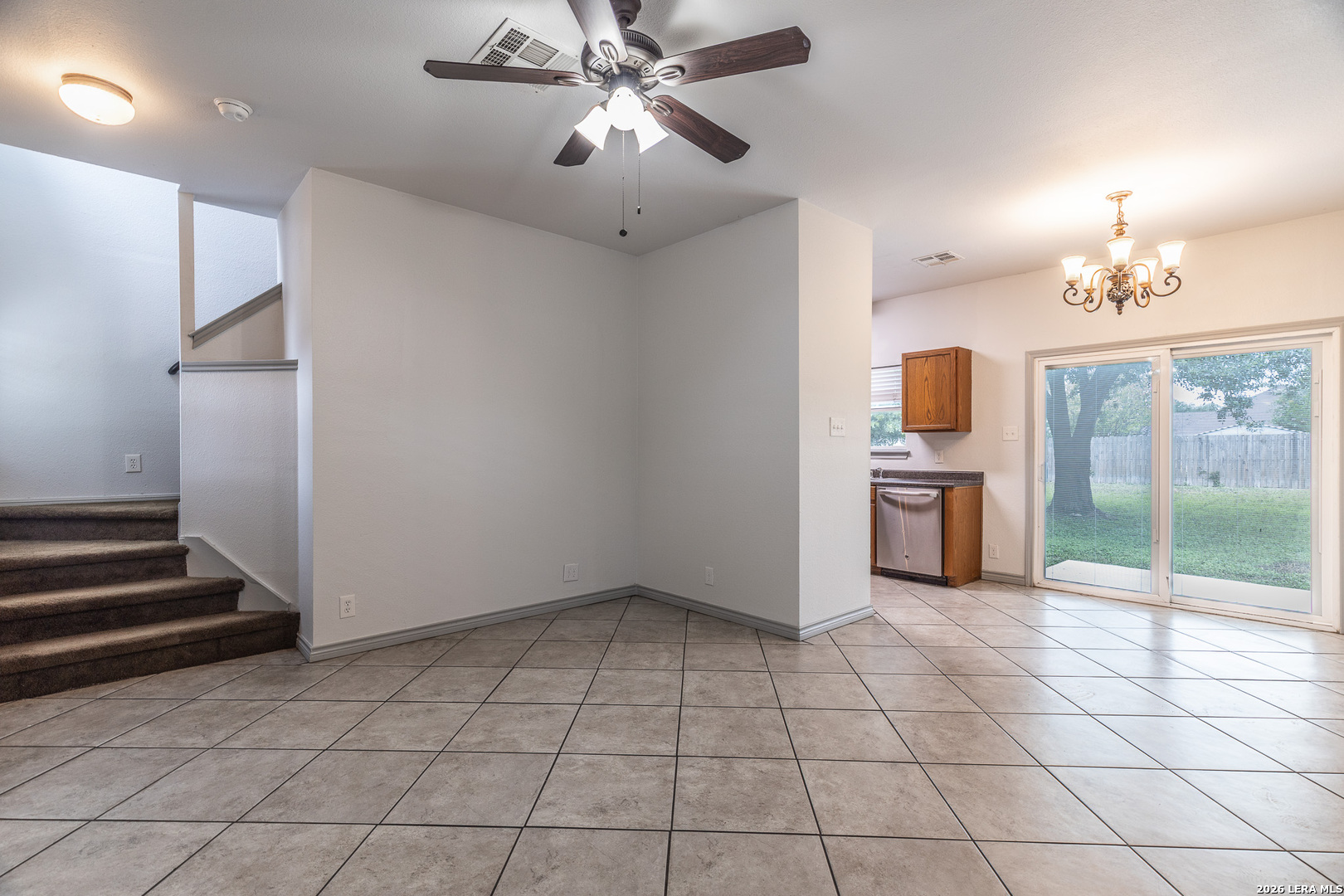 1907 Red Elm San Antonio TX 78227