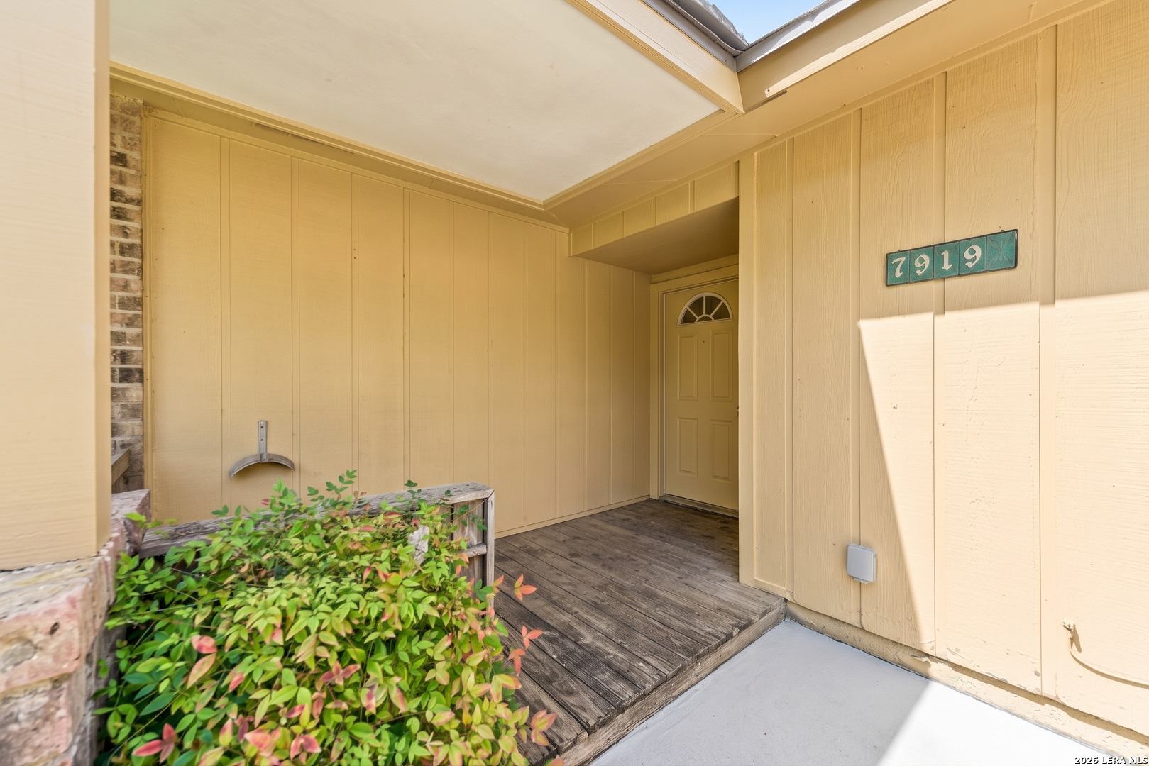 7919 Deep Forest San Antonio TX 78239