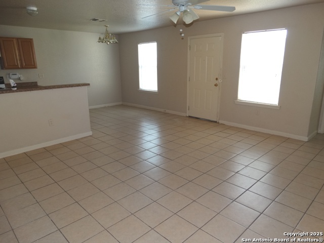 6303 Heathers Run San Antonio TX 78227