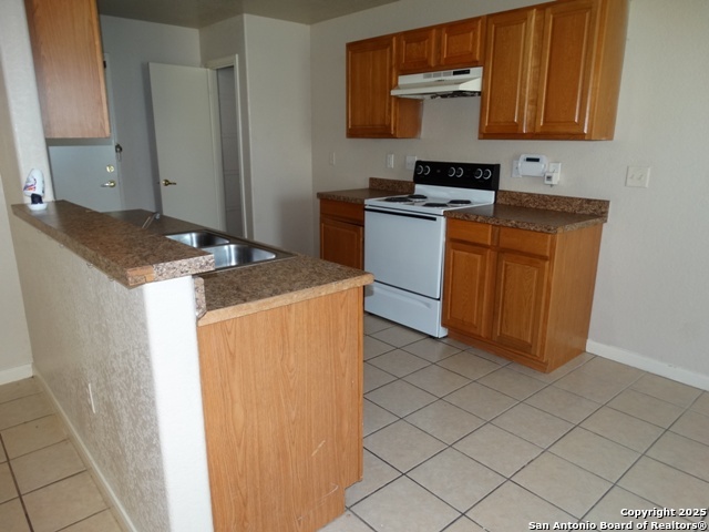 6303 Heathers Run San Antonio TX 78227