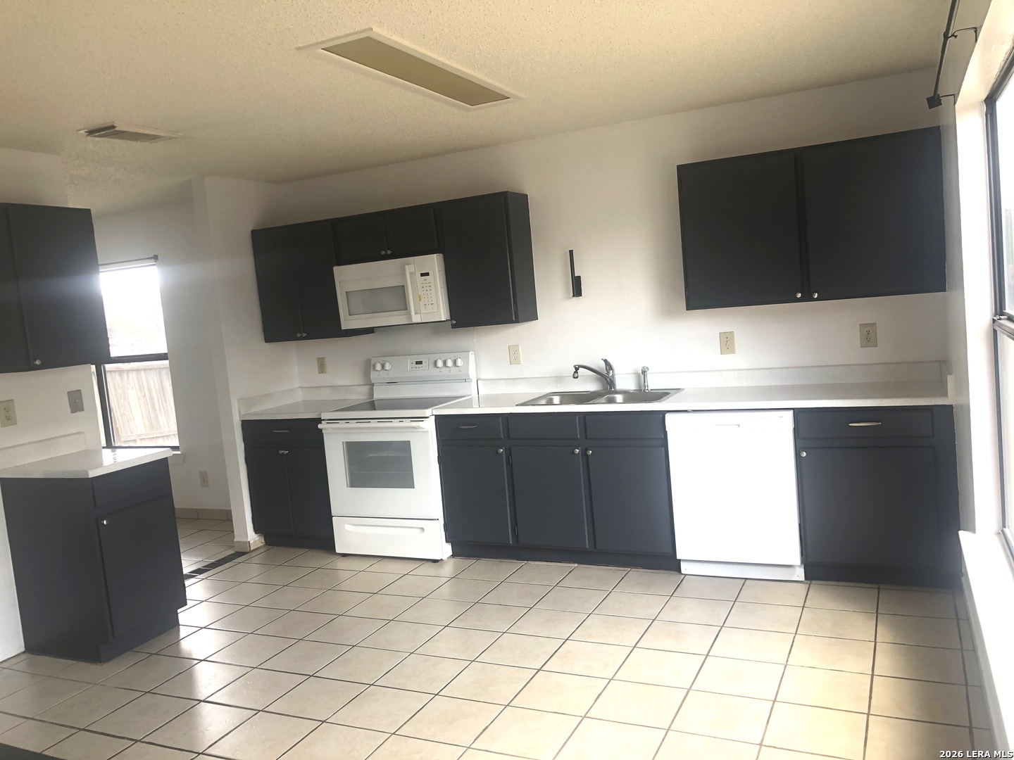 5742 Summer Fest Drive San Antonio TX 78244