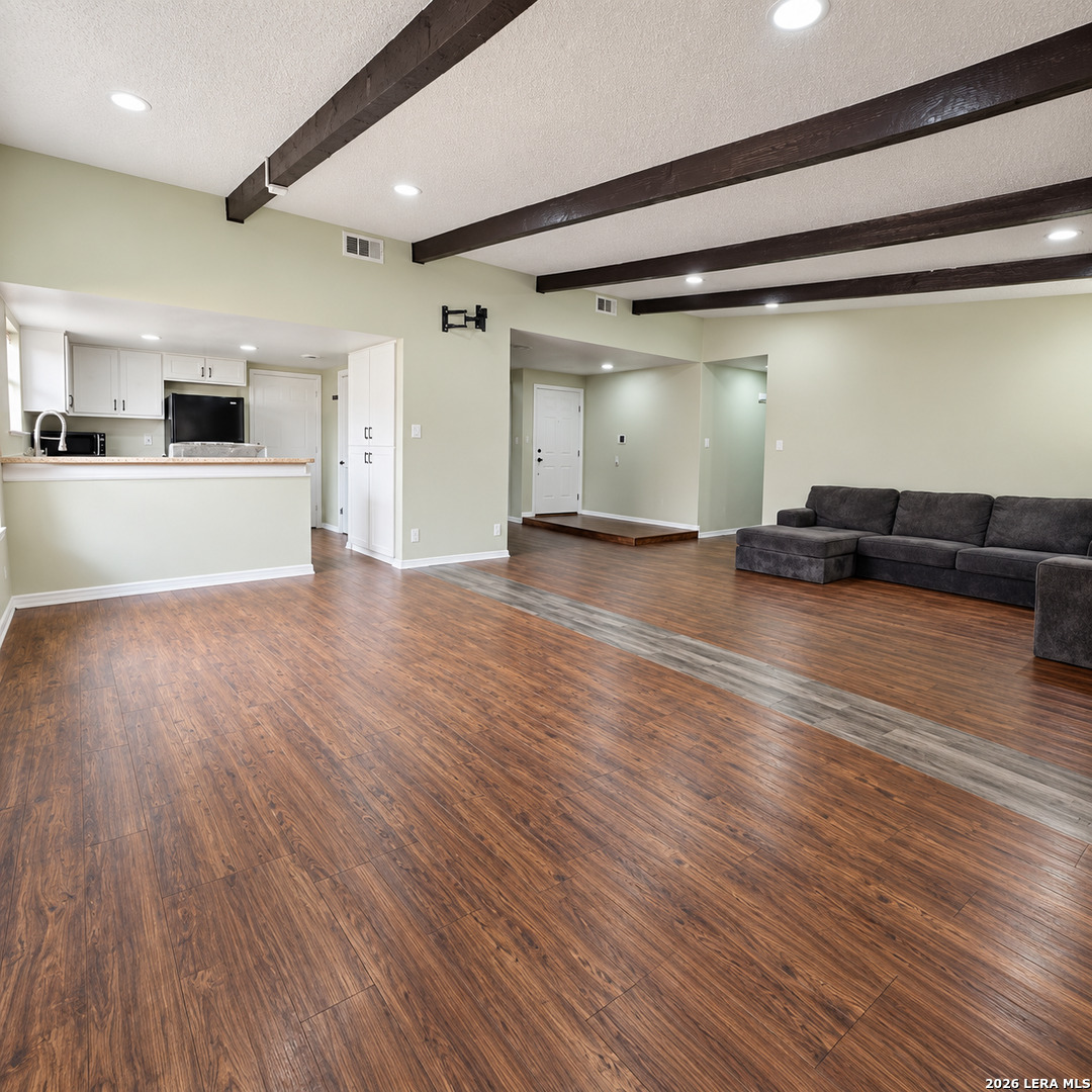 4203 Valleybrook San Antonio TX 78238
