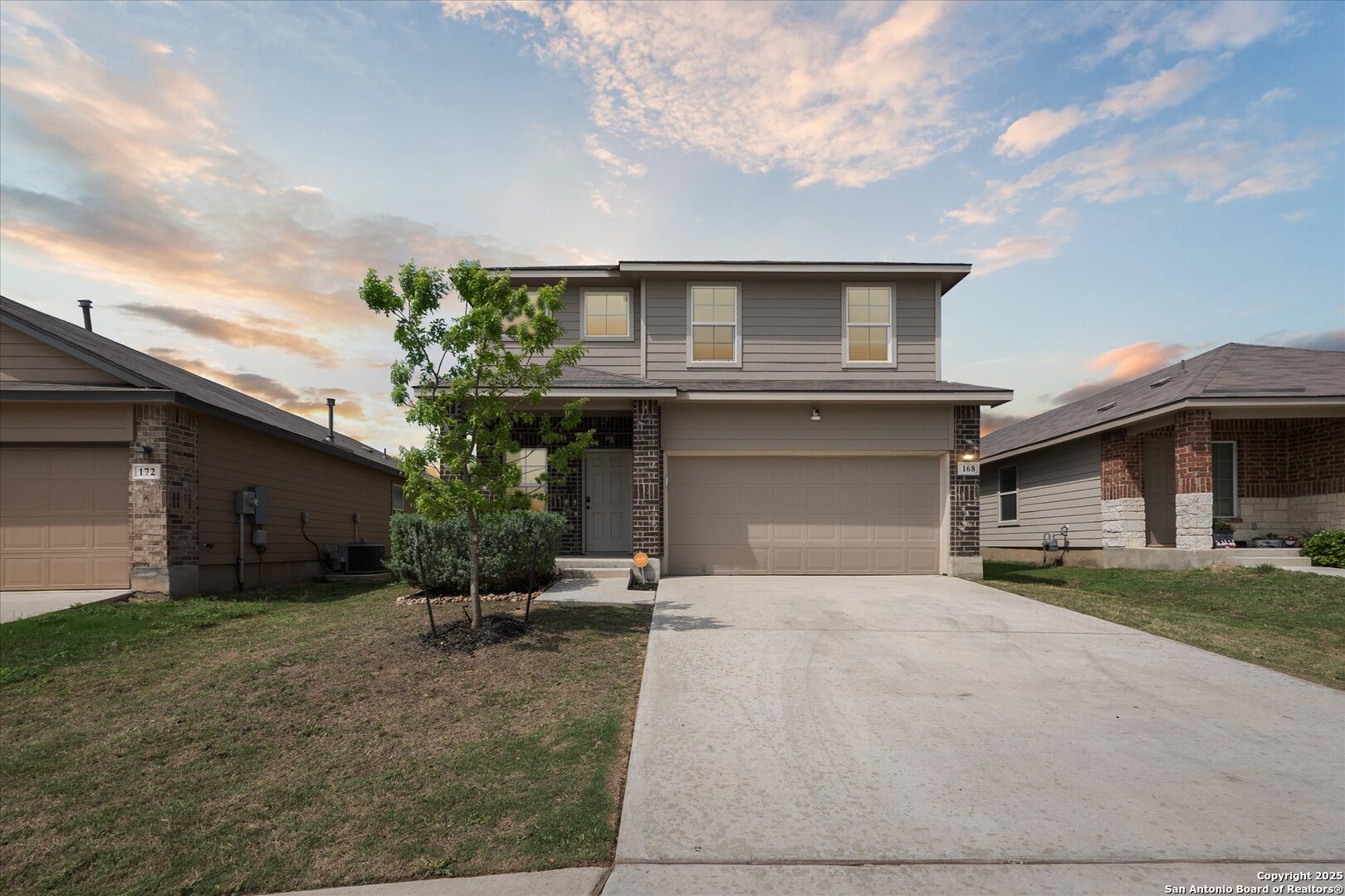 168 Middle Green Loop Floresville TX 78114
