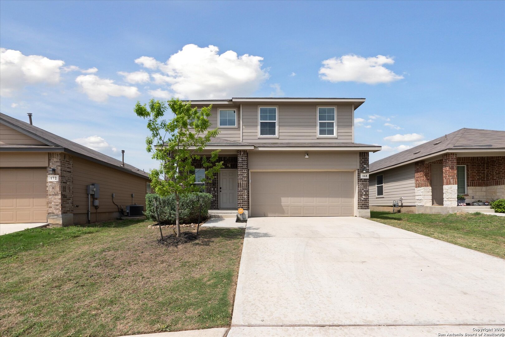 168 Middle Green Loop Floresville TX 78114