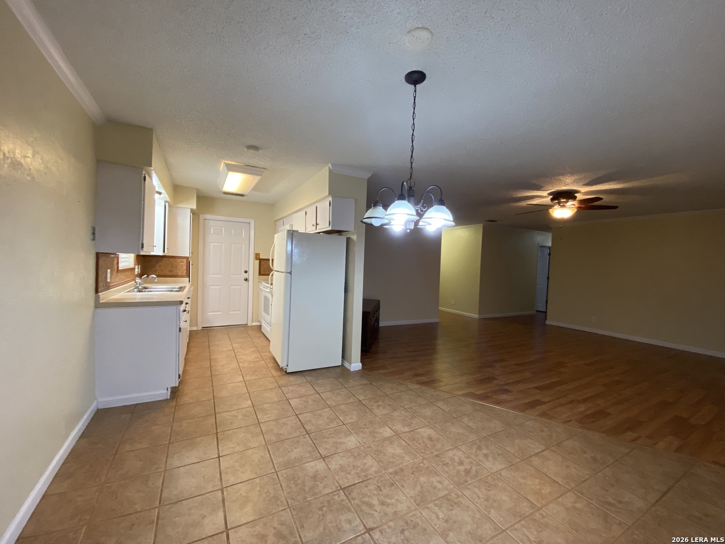 404 High Meadow Drive Pleasanton TX 78064