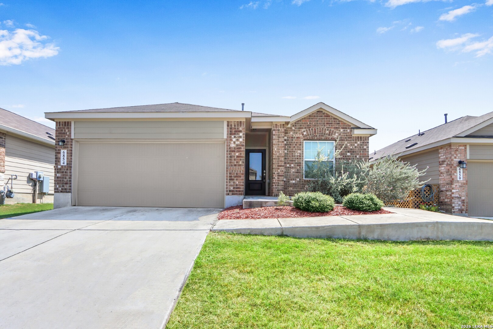 6854 Hibiscus Falls San Antonio TX 78218