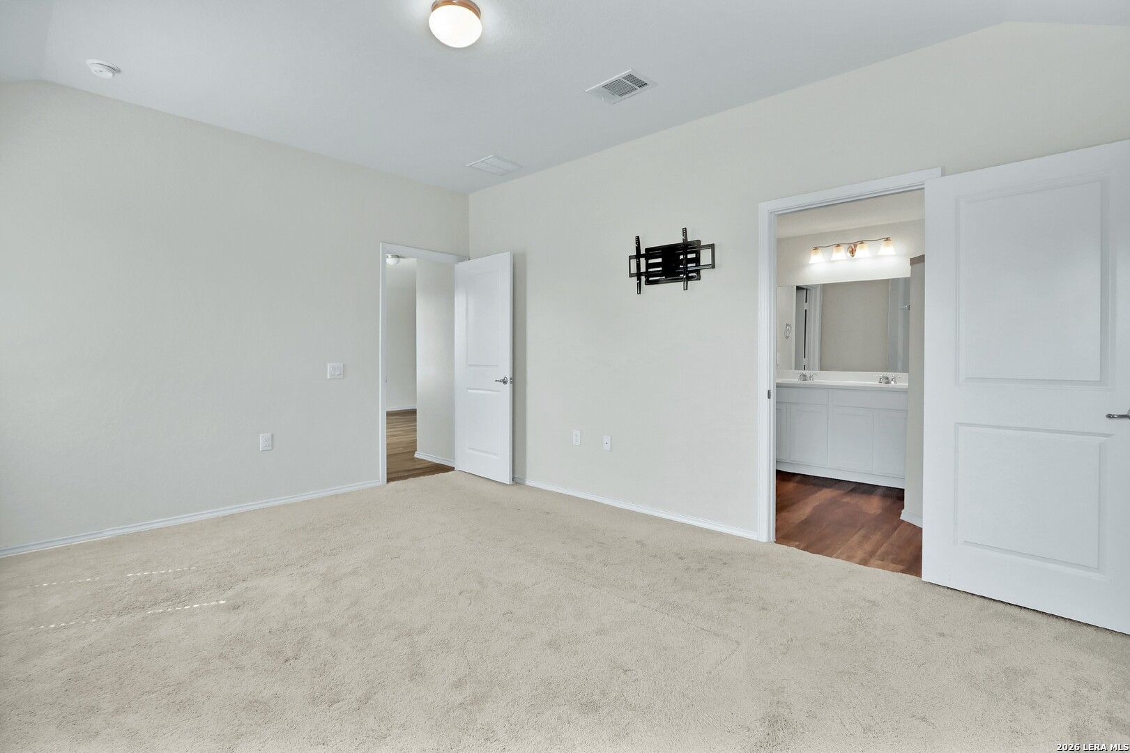 6854 Hibiscus Falls San Antonio TX 78218