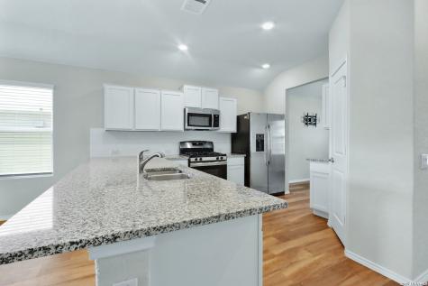 6854 Hibiscus Falls San Antonio TX 78218