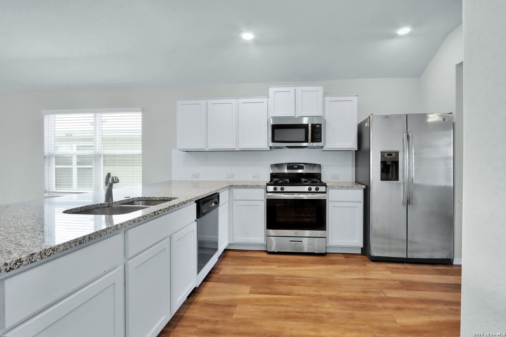 6854 Hibiscus Falls San Antonio TX 78218