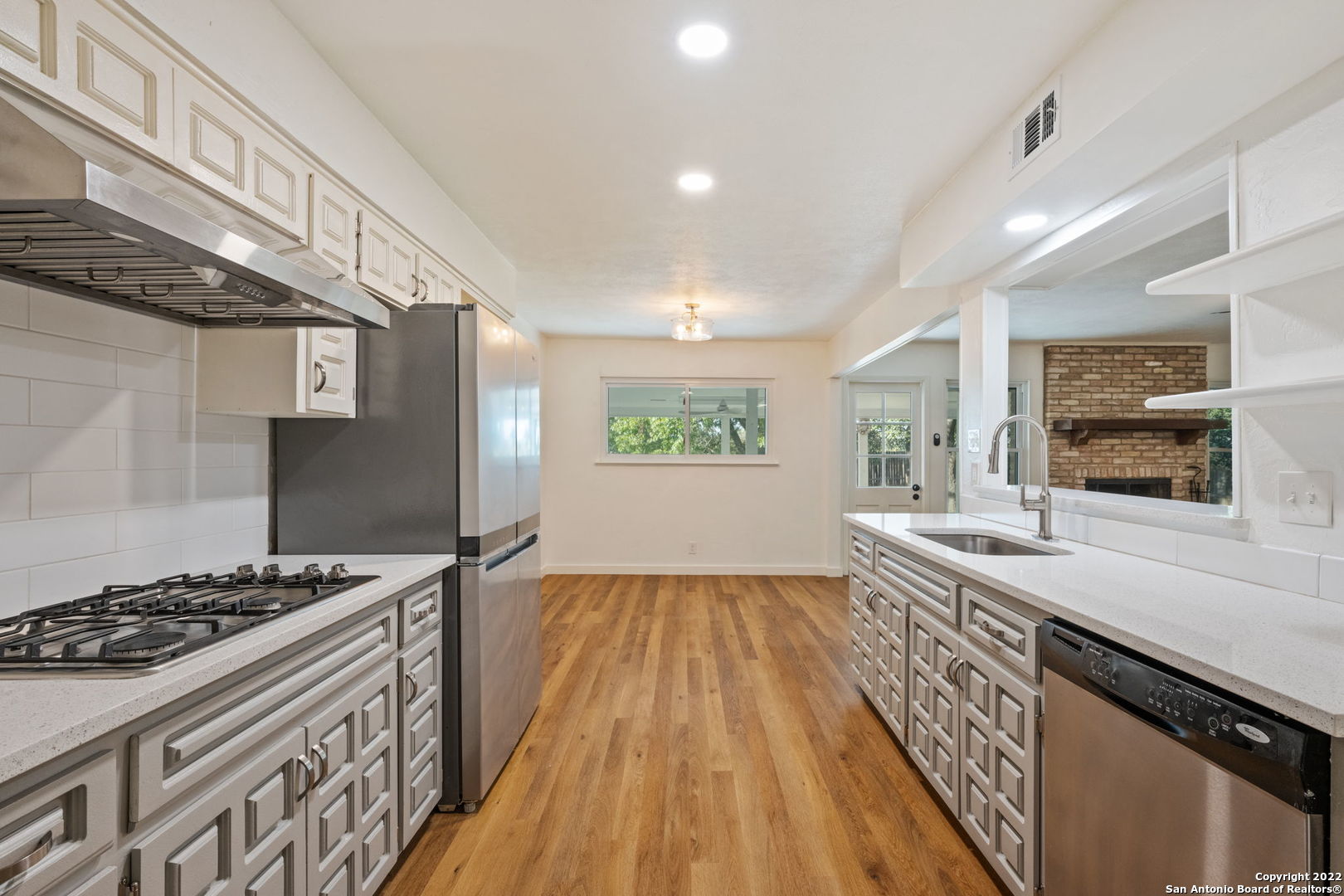 4206 Burnt Ridge San Antonio TX 78217