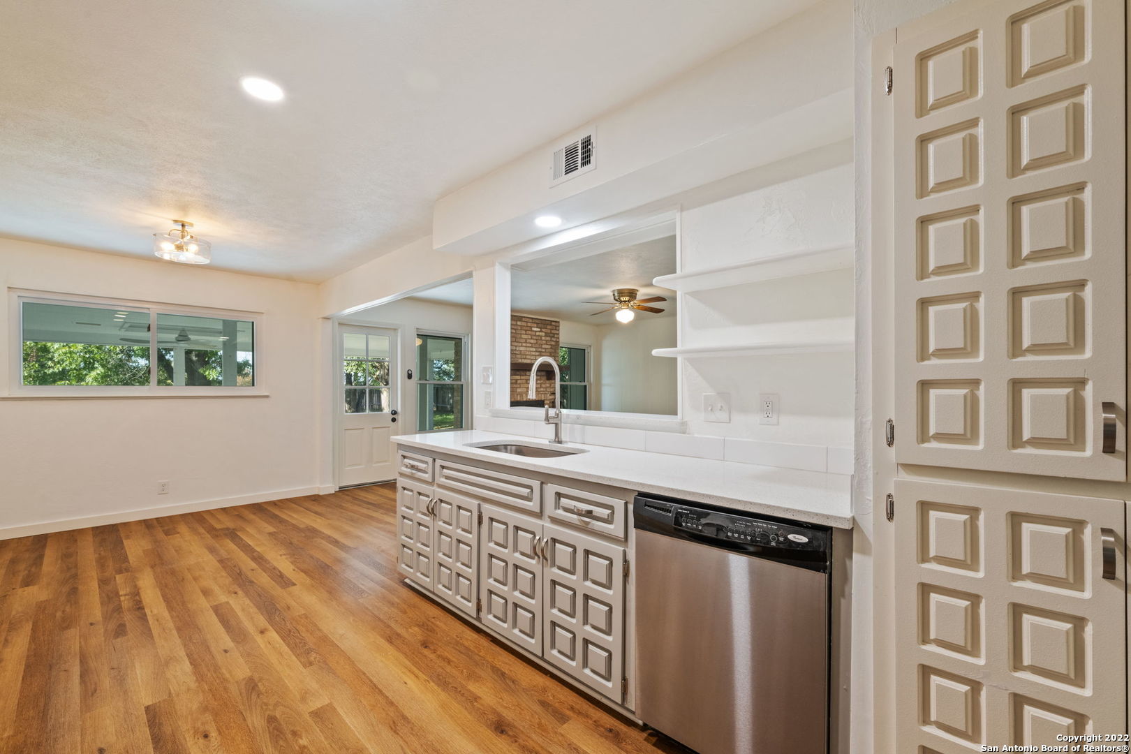 4206 Burnt Ridge San Antonio TX 78217