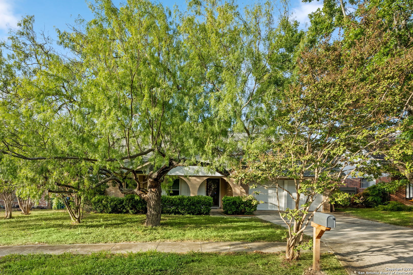 4206 Burnt Ridge San Antonio TX 78217