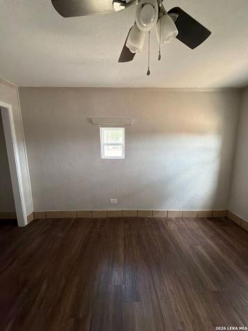 902 C Street Floresville TX 78114