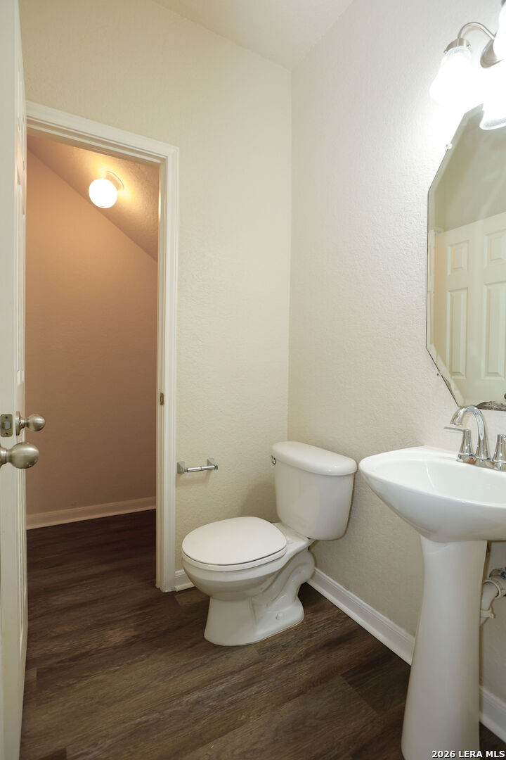 1202 Murray Winn Windcrest TX 78239