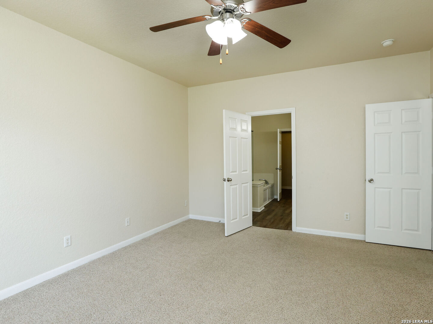 1202 Murray Winn Windcrest TX 78239