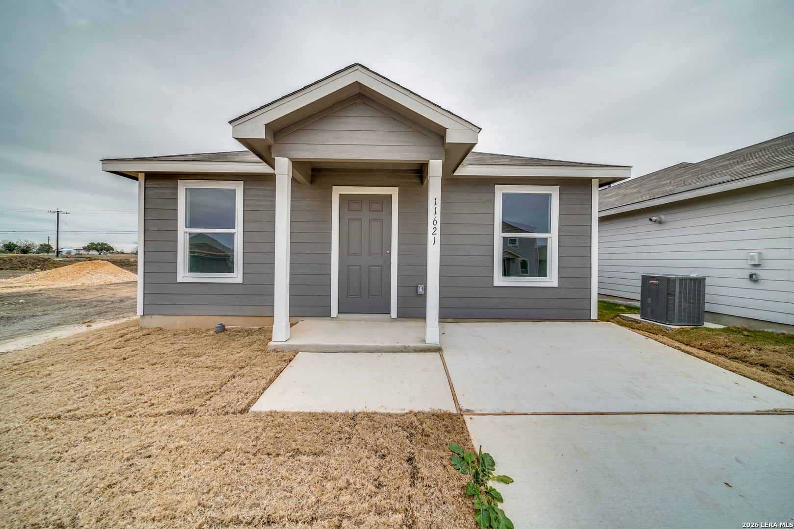 11621 Dog Rose Converse TX 78109