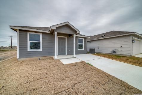 11621 Dog Rose Converse TX 78109
