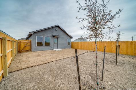 11621 Dog Rose Converse TX 78109