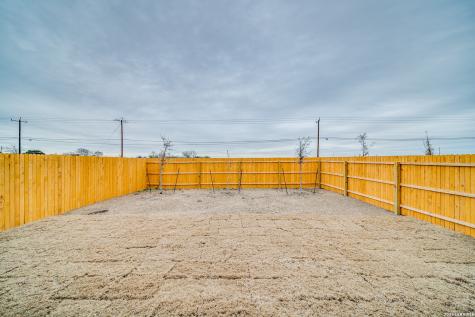 11621 Dog Rose Converse TX 78109