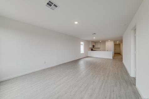 11621 Dog Rose Converse TX 78109