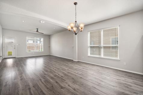 4618 Todds Farm San Antonio TX 78244