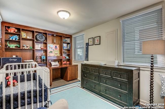 702 Patterson Avenue Alamo Heights TX 78209