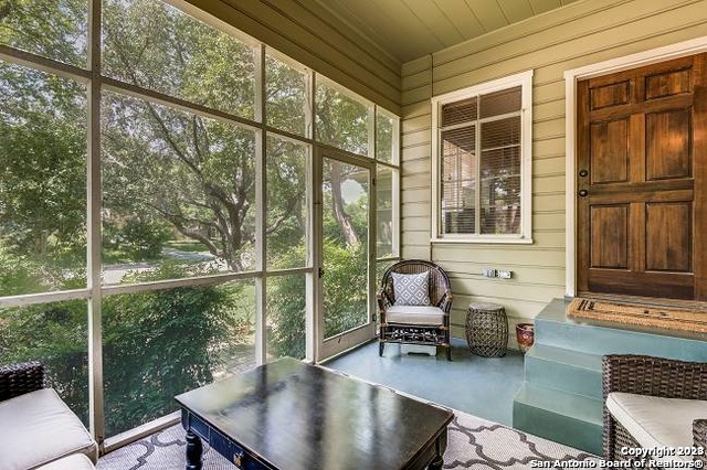 702 Patterson Avenue Alamo Heights TX 78209