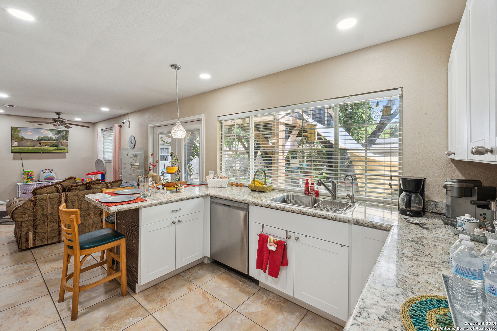 6738 Spring Manor Street San Antonio TX 78249