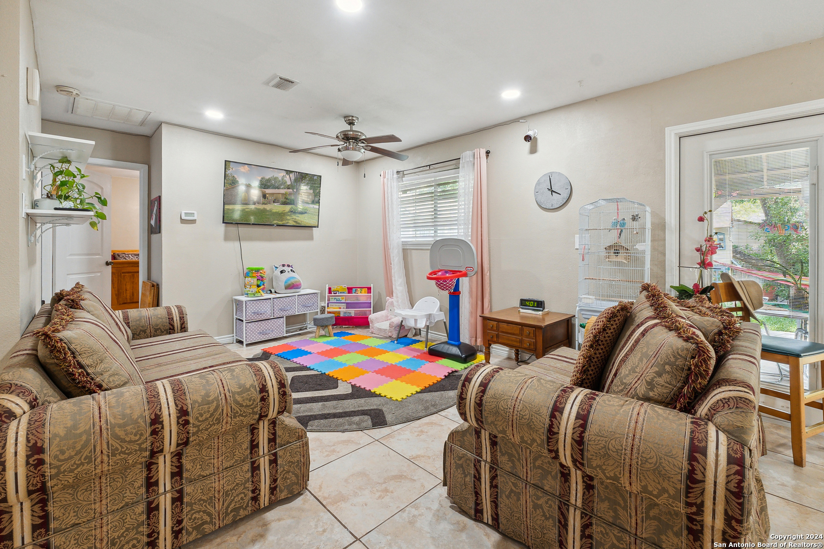 6738 Spring Manor Street San Antonio TX 78249