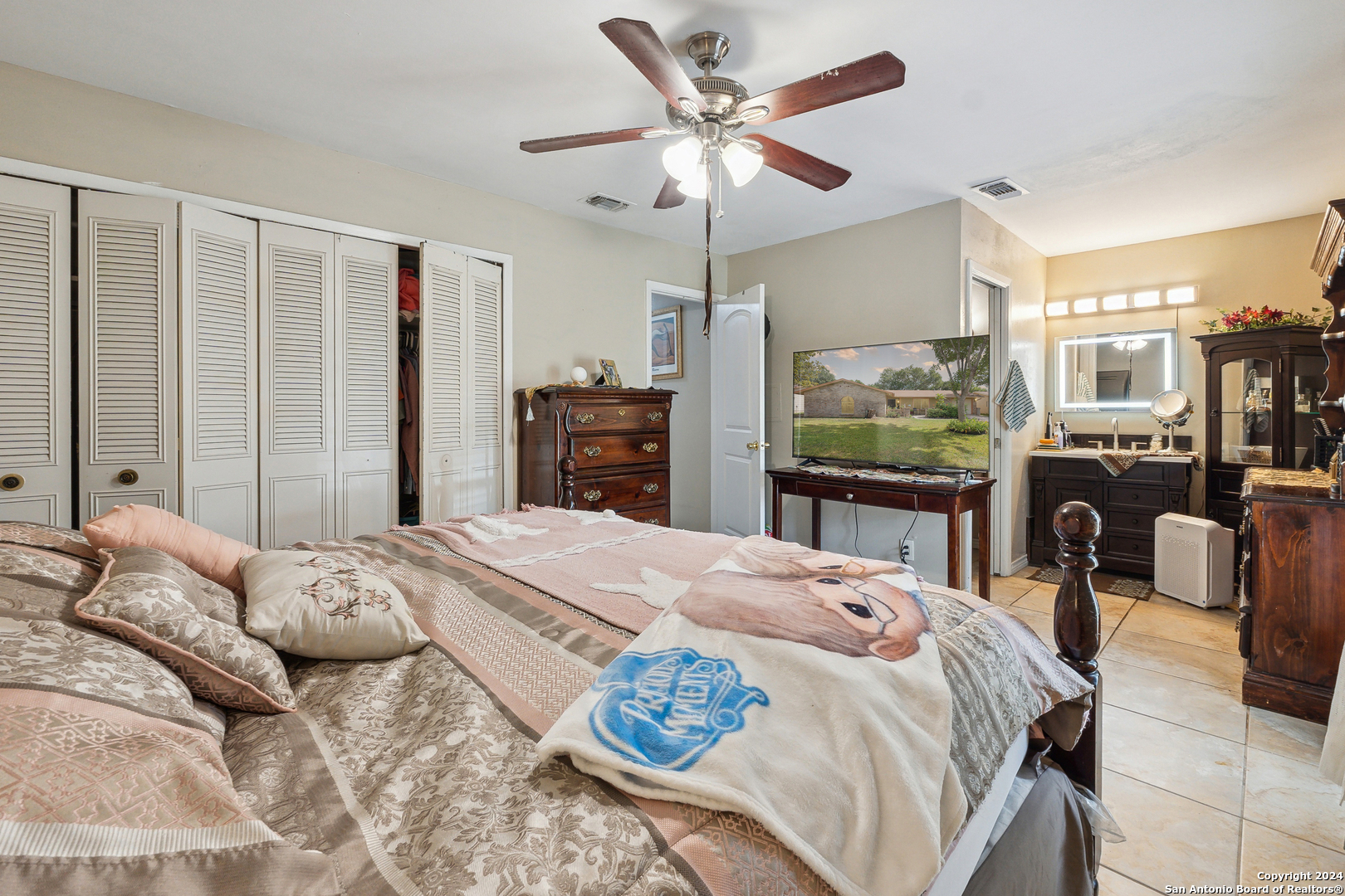 6738 Spring Manor Street San Antonio TX 78249