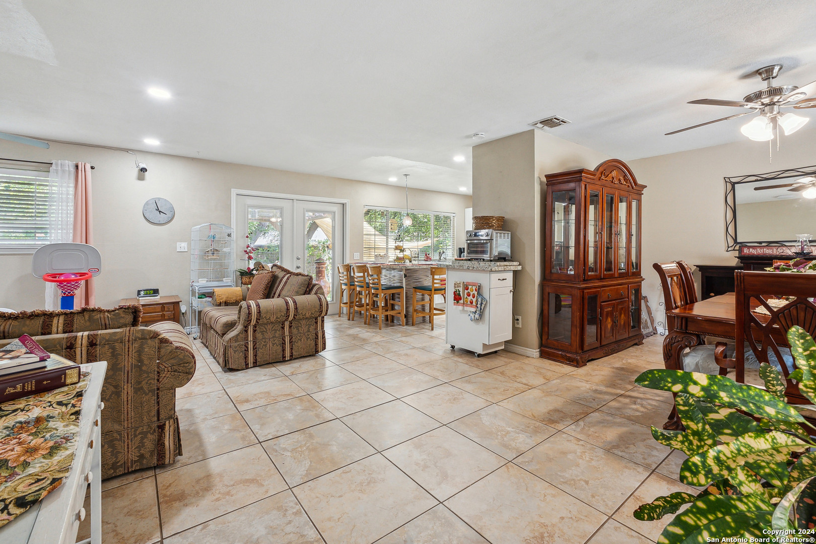 6738 Spring Manor Street San Antonio TX 78249