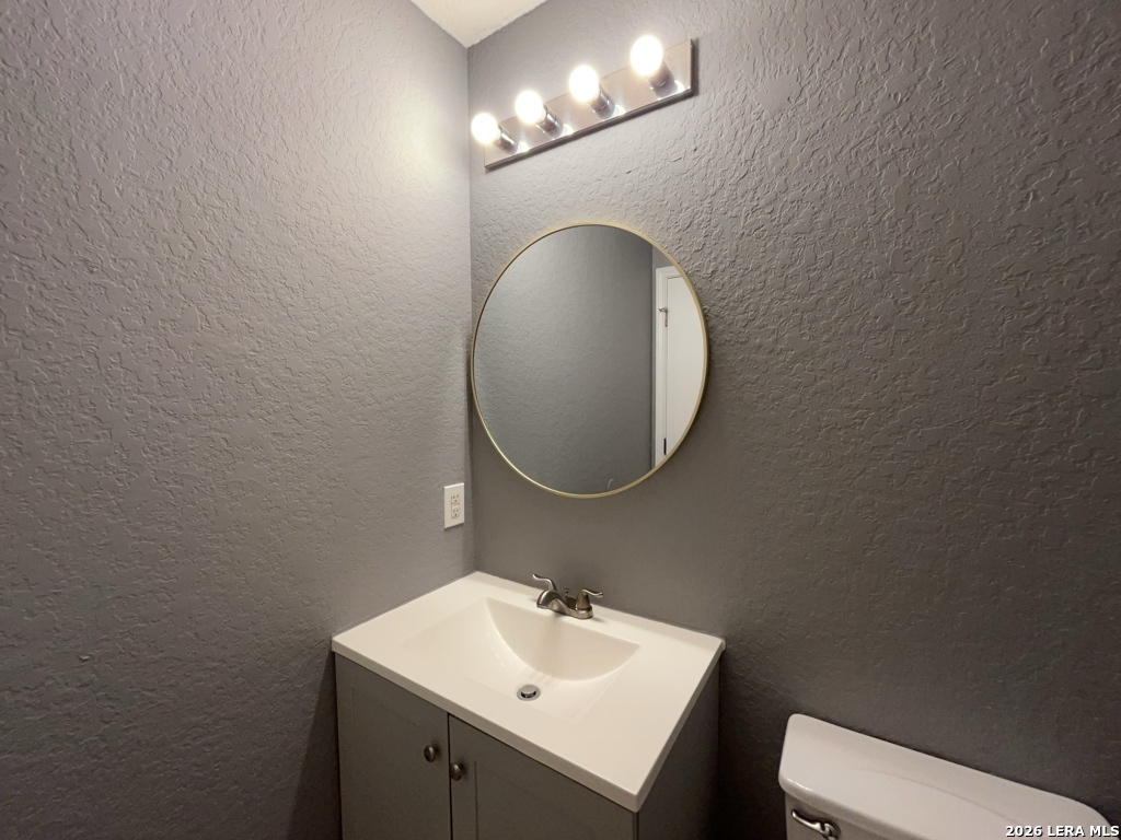9011 Laguna Falls San Antonio TX 78251