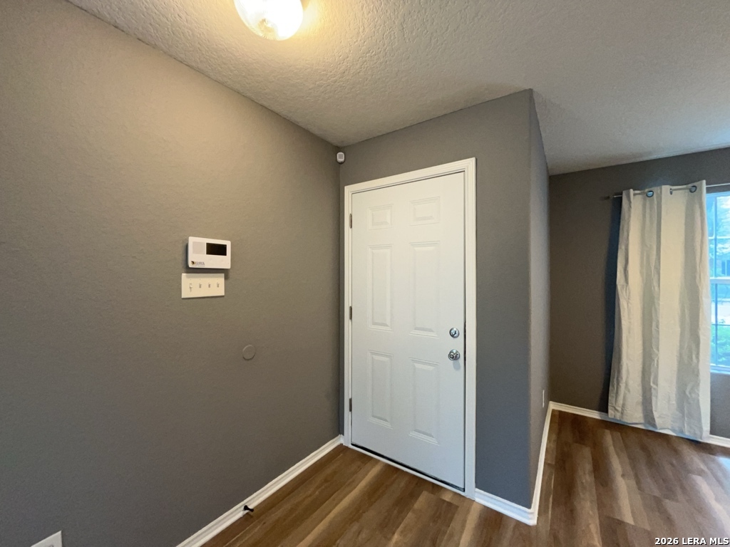 9011 Laguna Falls San Antonio TX 78251