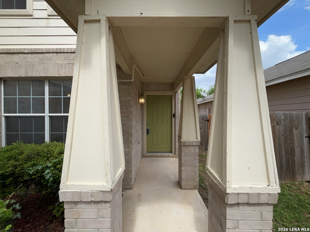 9011 Laguna Falls San Antonio TX 78251