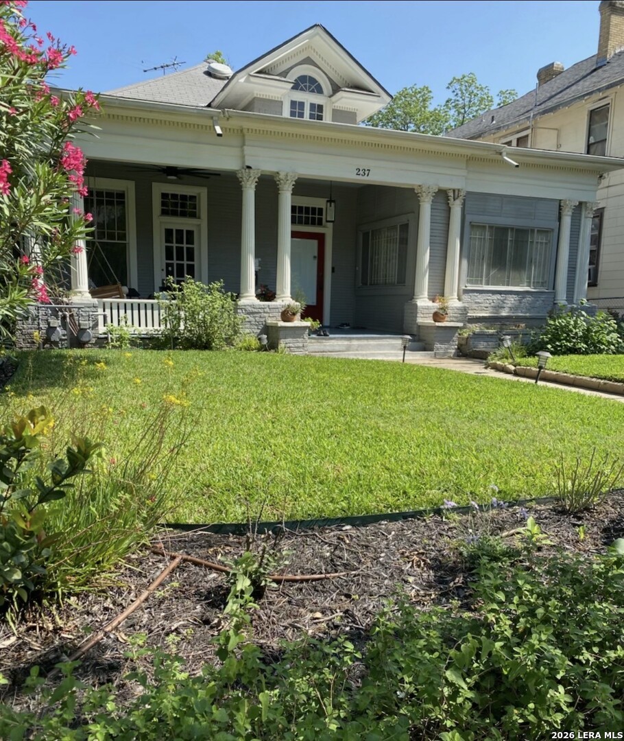 237 Post San Antonio TX 78215