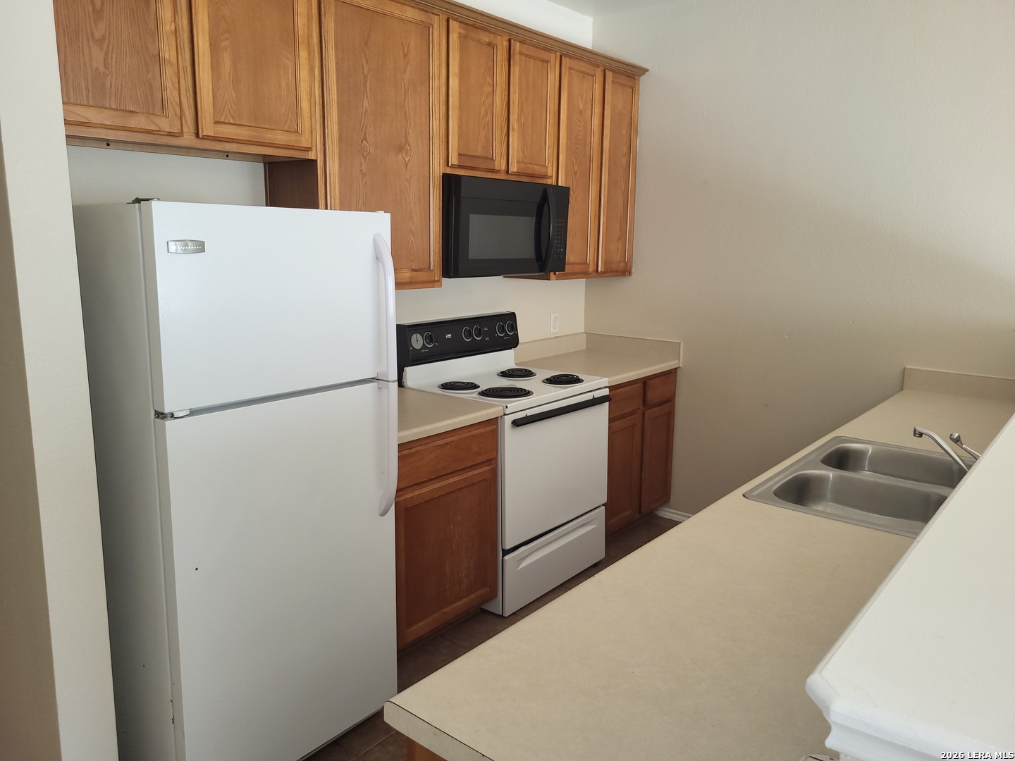 10719 Mathom Lndg Apt 3 Universal City TX 78148