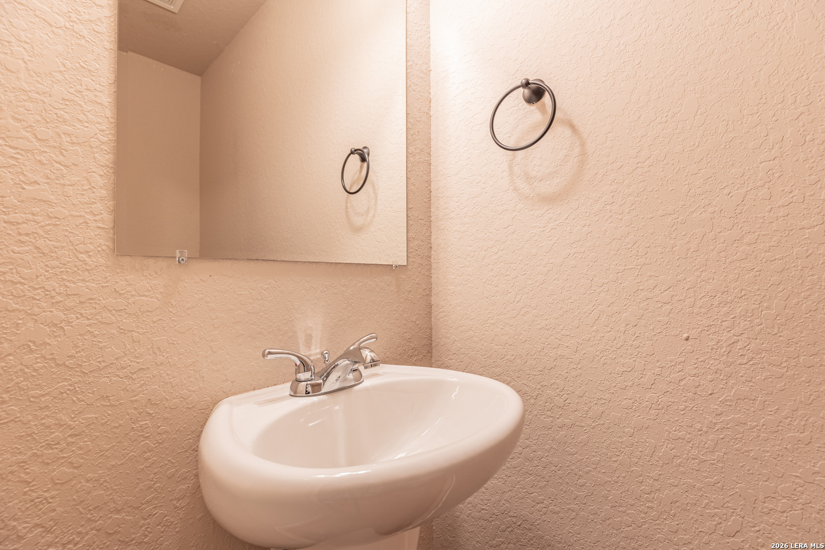 7314 Colina Way Converse TX 78109
