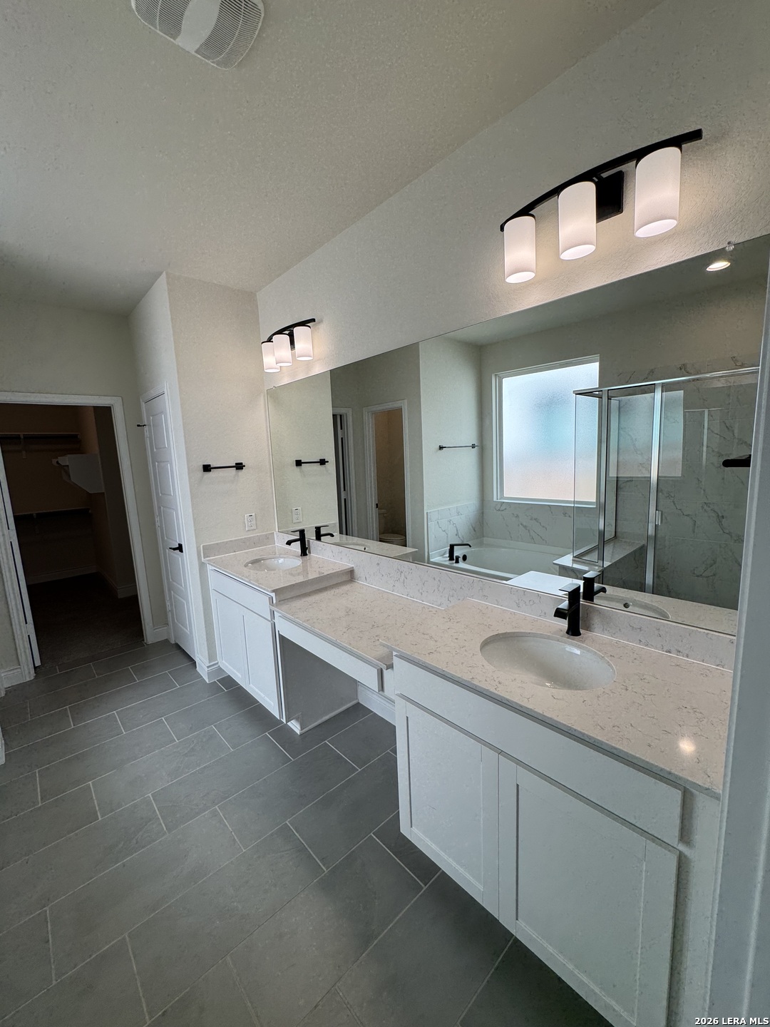 2027 Knippa San Antonio TX 78253