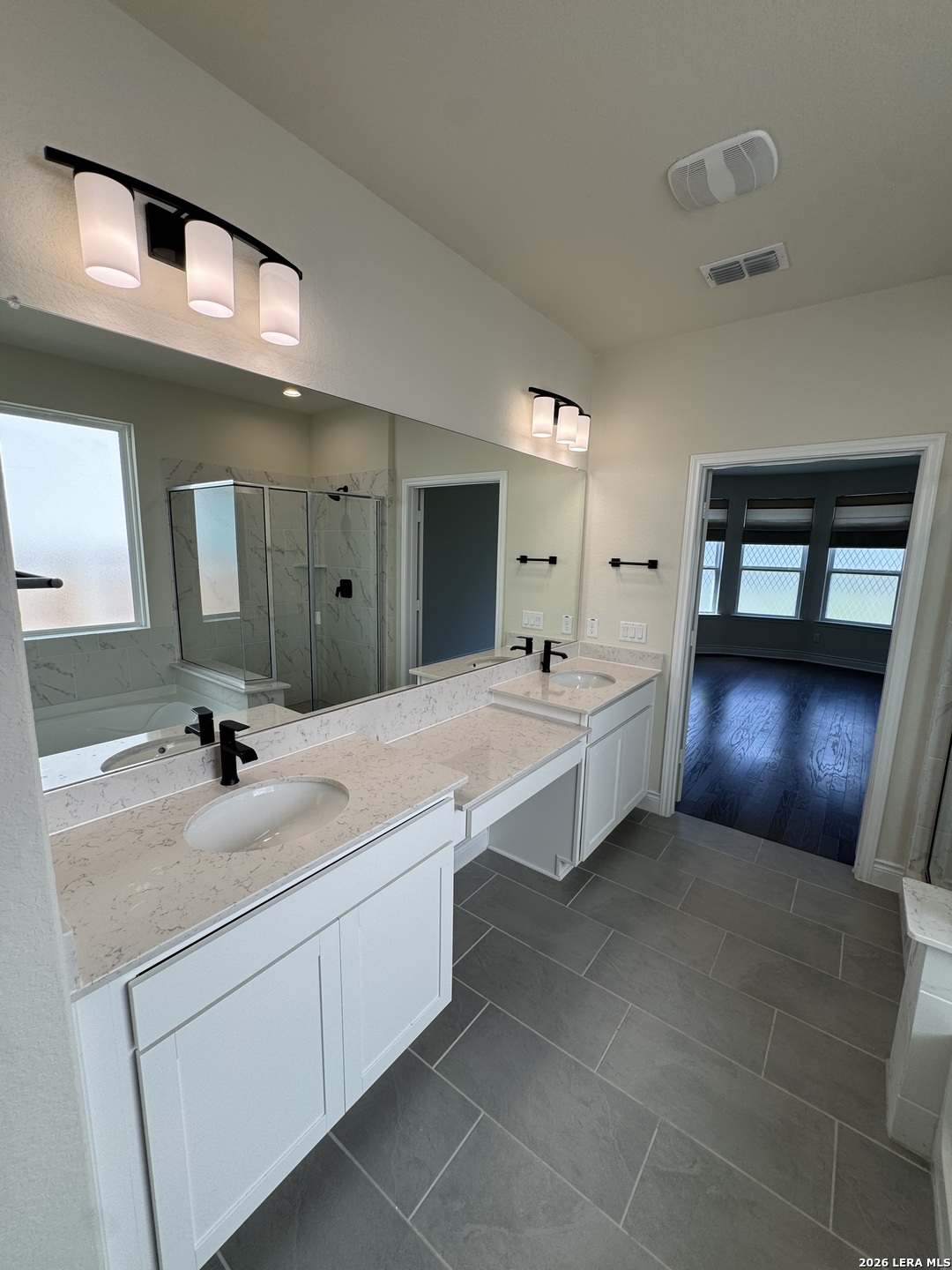 2027 Knippa San Antonio TX 78253