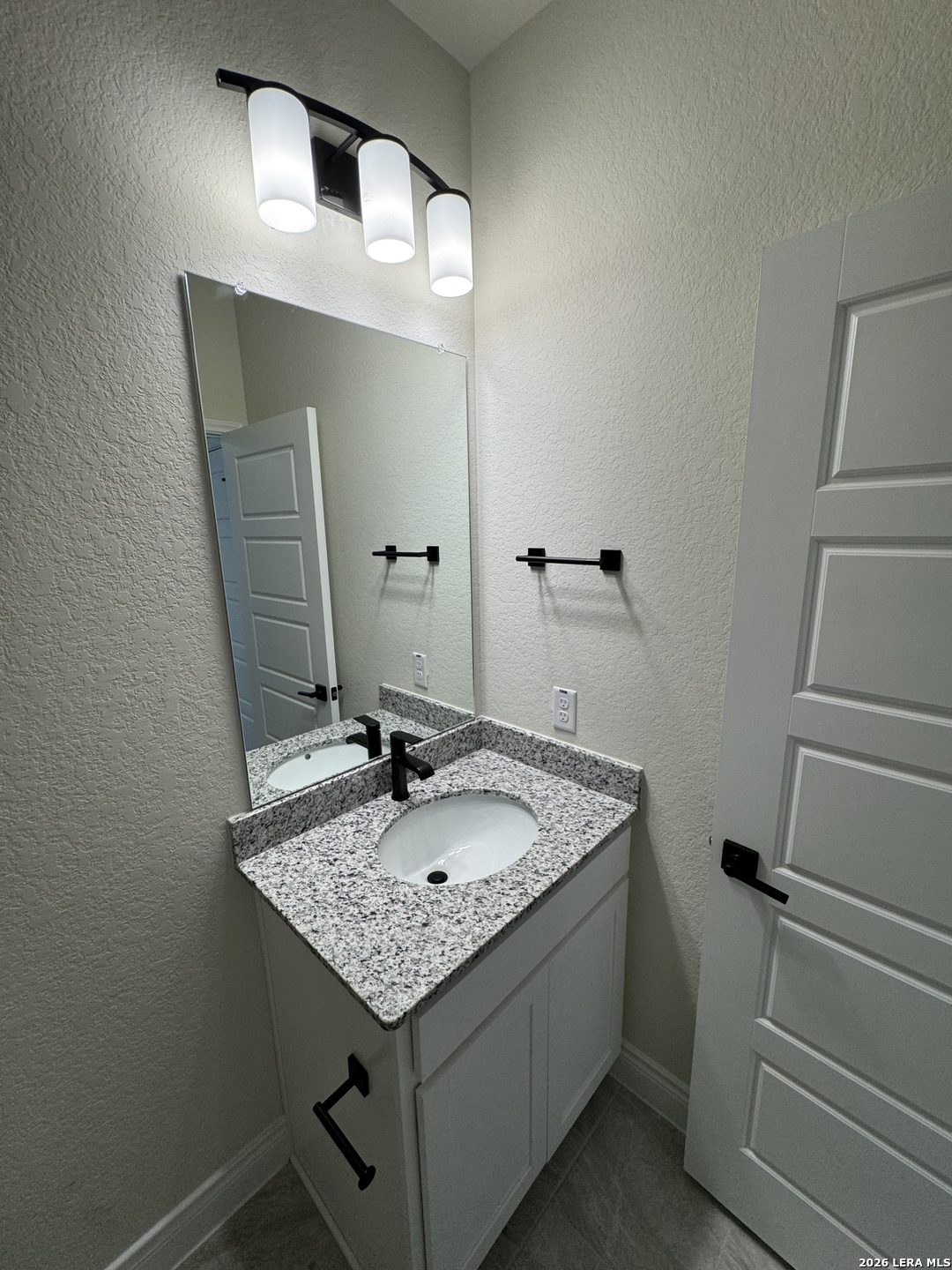 2027 Knippa San Antonio TX 78253