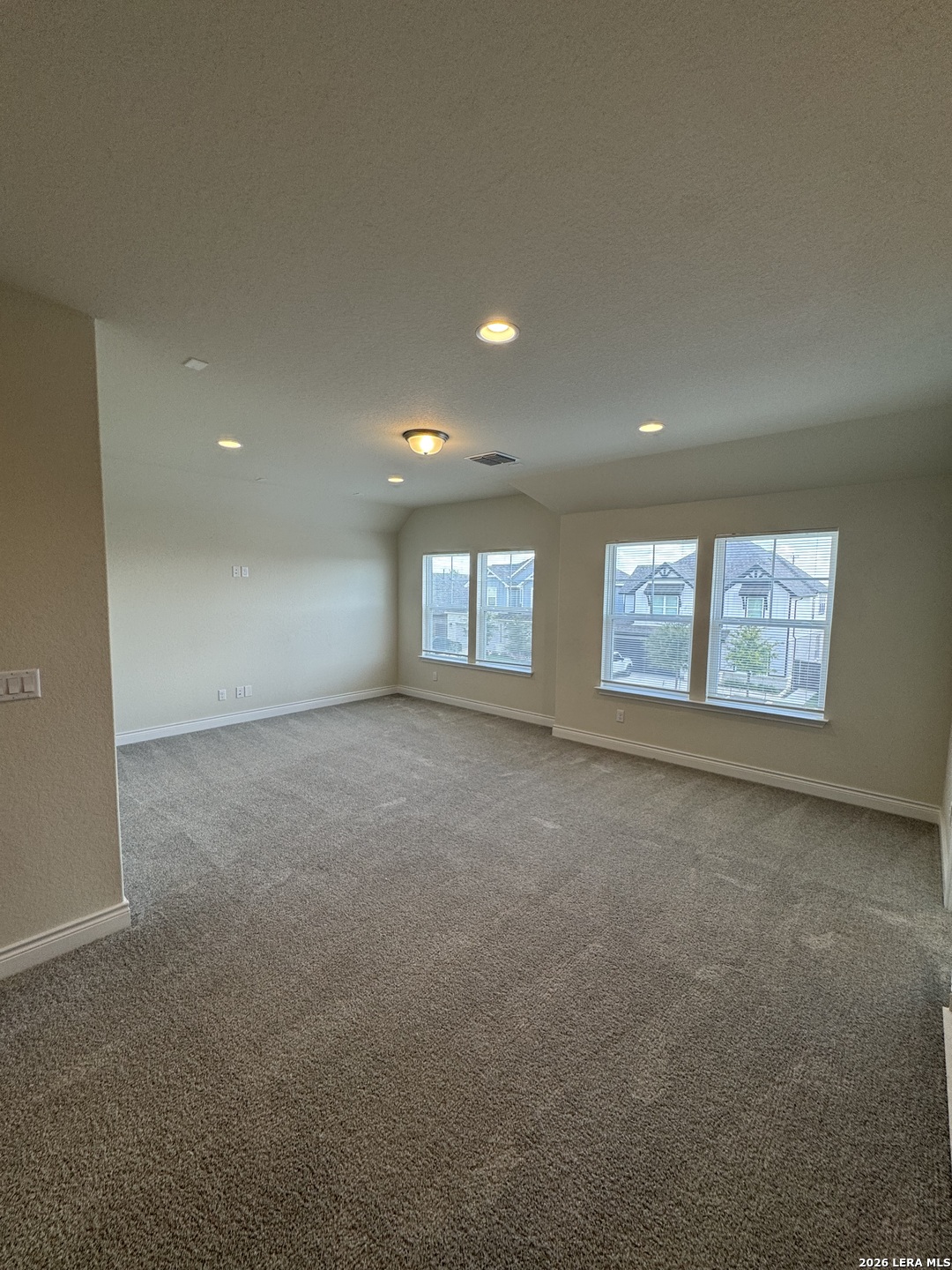 2027 Knippa San Antonio TX 78253