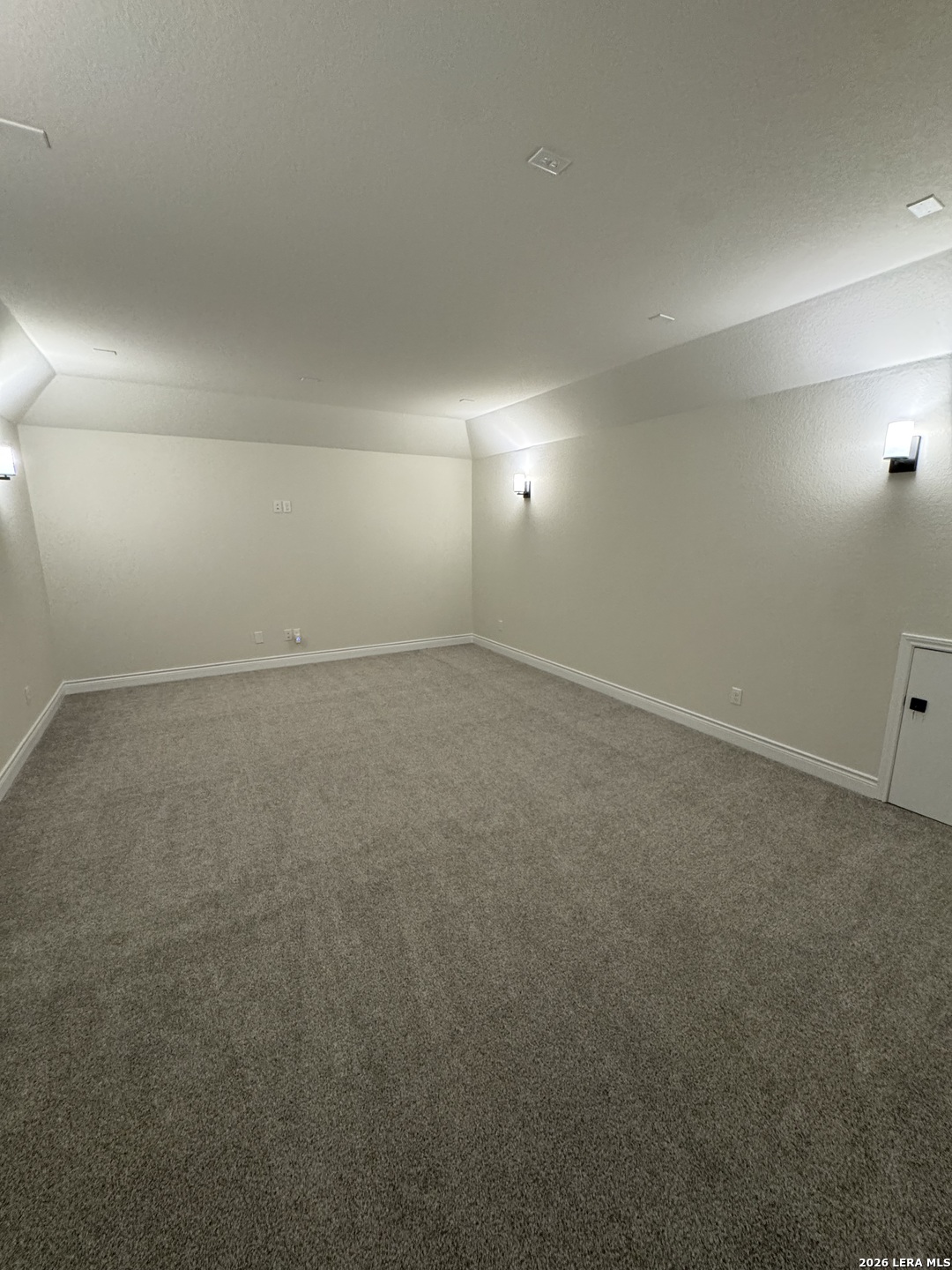 2027 Knippa San Antonio TX 78253