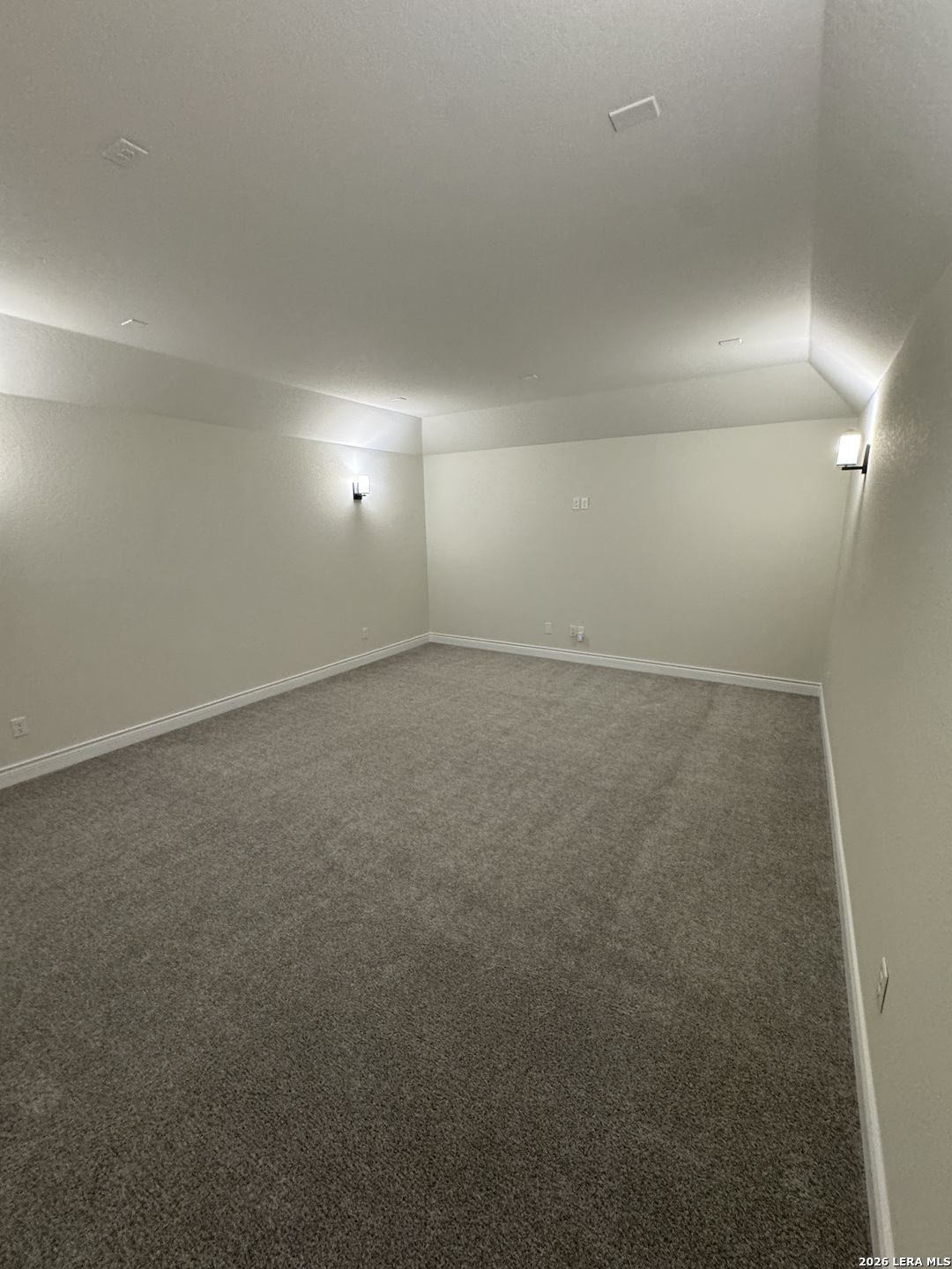 2027 Knippa San Antonio TX 78253